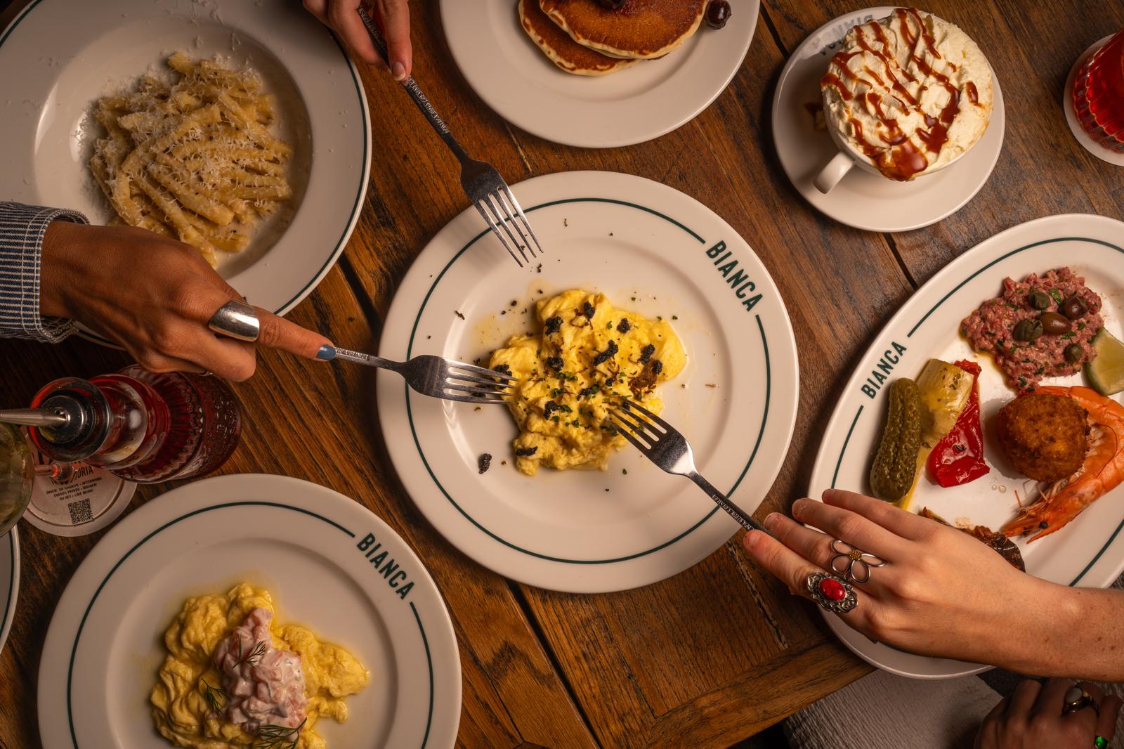 Table de brunch italien du week-end